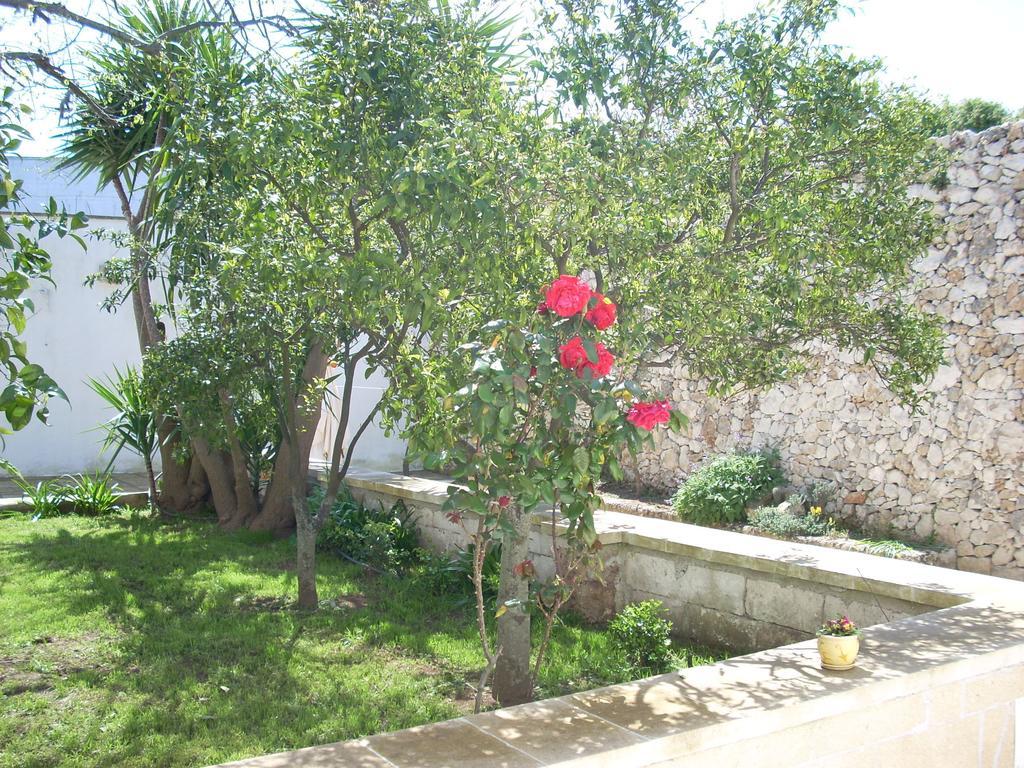 B&B Le Due Corti Martignano Exterior photo